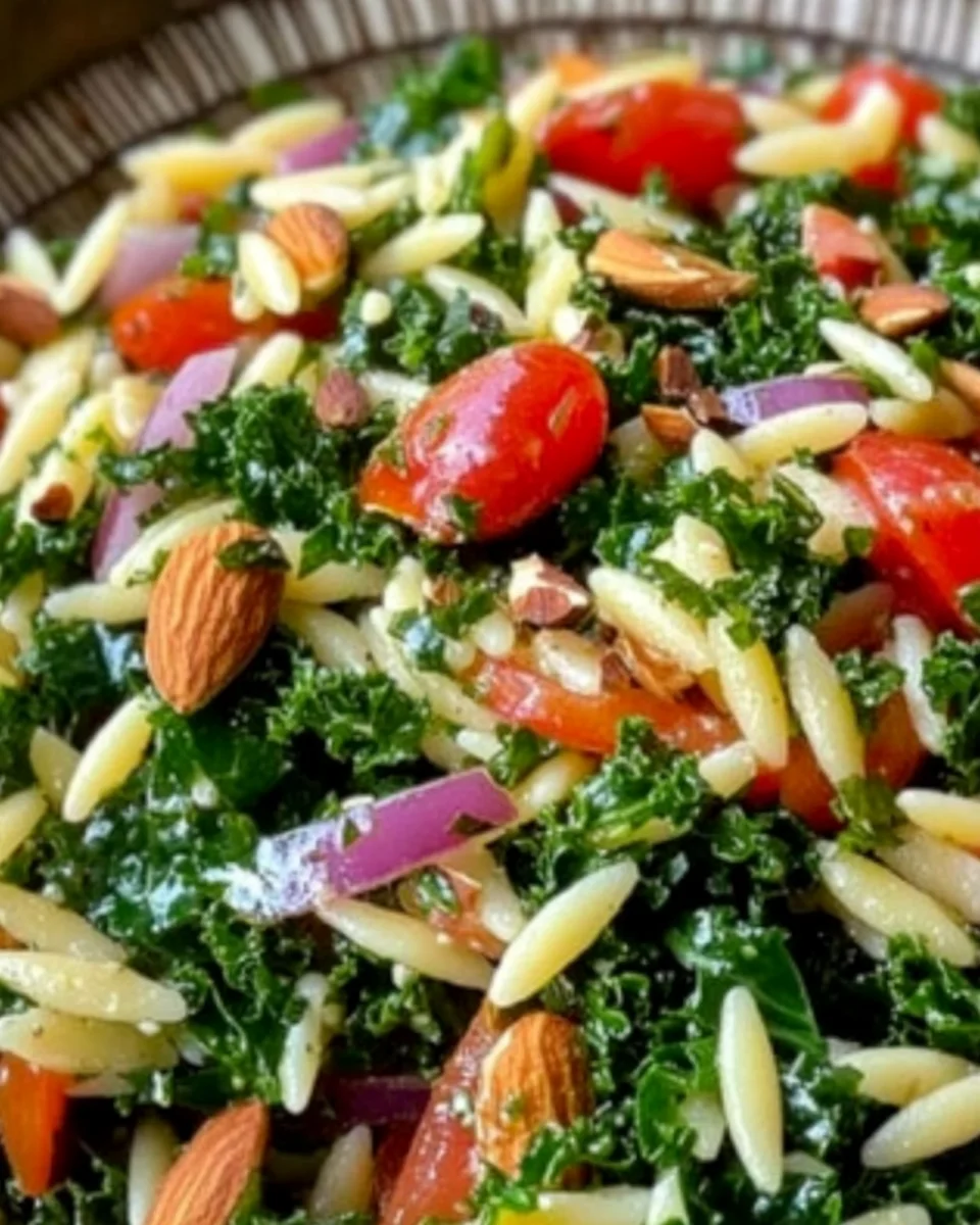 Grünkohl Orzo Salat