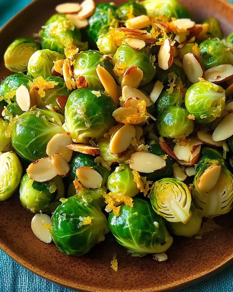 Rosenkohl-Gemüse mit Mandeln